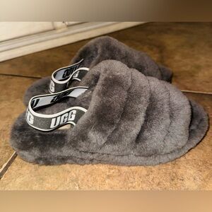 UGG Womens Charcoal Fluffy Slippers